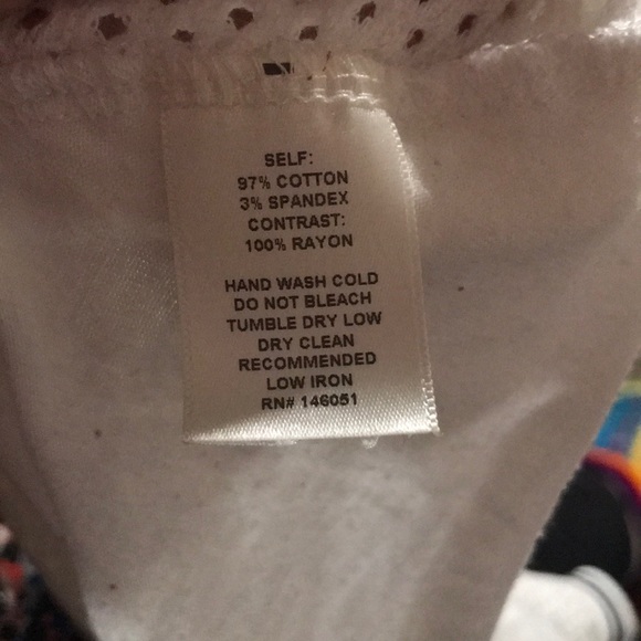 Monteau Sporty High Neck Tank - Picture 8 of 8